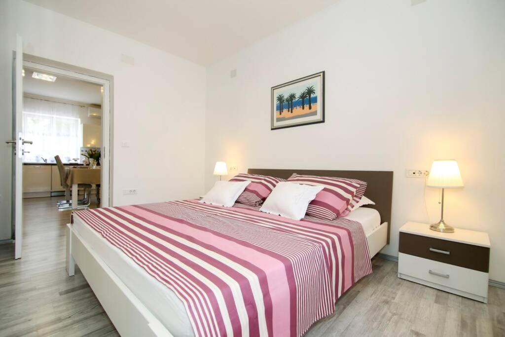Apartman Buki **** Split Eksteriør billede