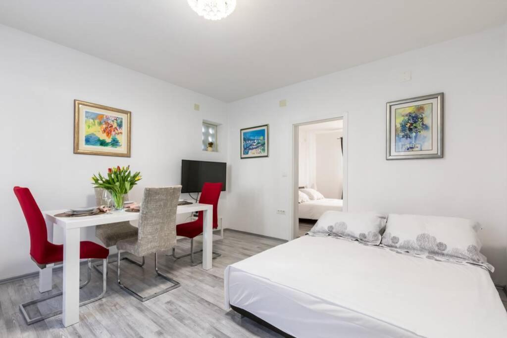 Apartman Buki **** Split Eksteriør billede