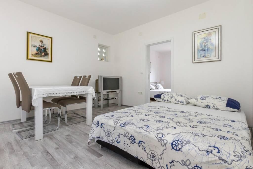 Apartman Buki **** Split Eksteriør billede