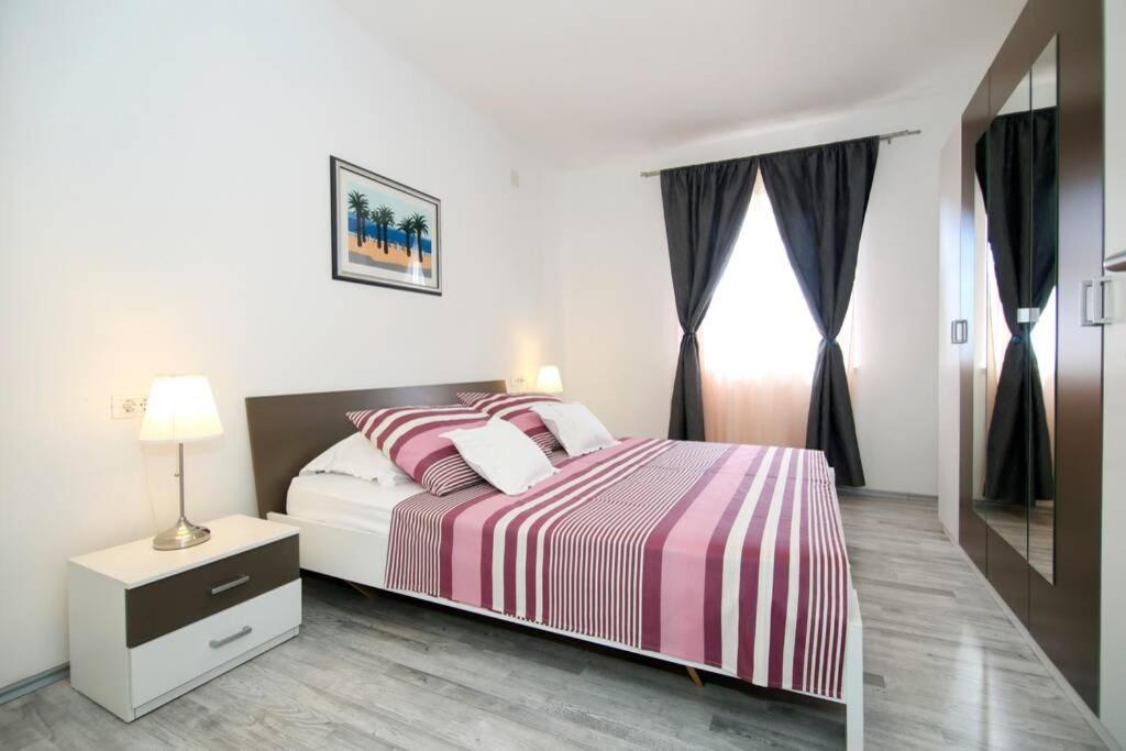 Apartman Buki **** Split Eksteriør billede